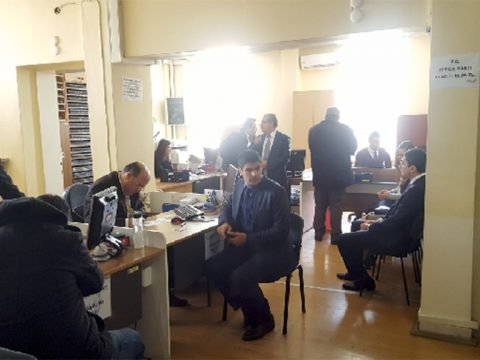 T.C. Yeni Kimlik Kartına Yoğun İlgi Gösterildi