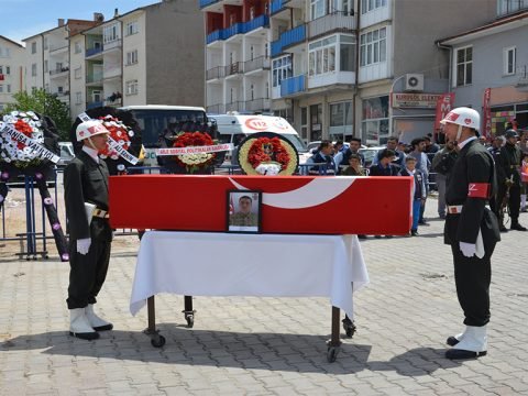 Piyade Er. Hüsnü ÖZEL, Son Yolculuğunda Yürekleri Dağladı