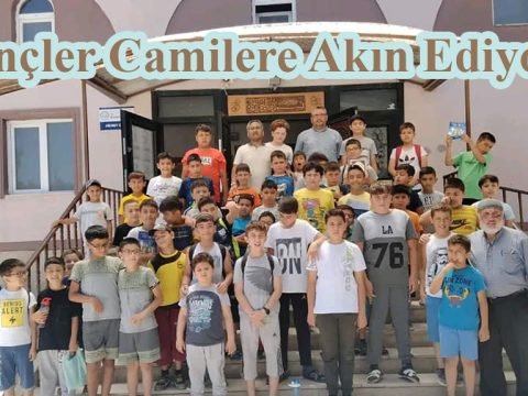 Gençler Camilere Akın Ediyor…