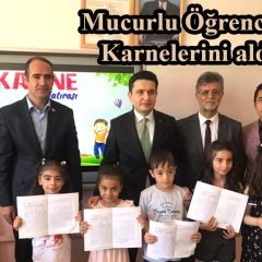 Mucurlu Öğrenciler Karnelerini aldı.